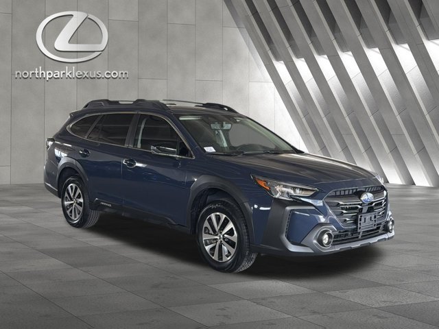 Used 2025 Subaru Outback Premium AWD/4WD image 5