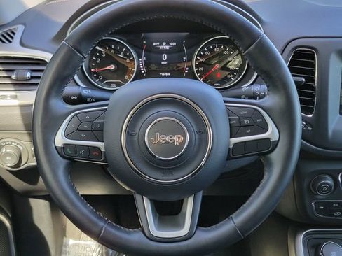 Certified 2019 Jeep Compass Latitude AWD/4WD image 32