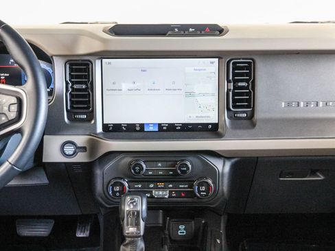 Used 2025 Ford Bronco Big Bend AWD/4WD image 14