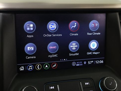 Used 2021 GMC Acadia Denali w/ Denali Technology Package image 55