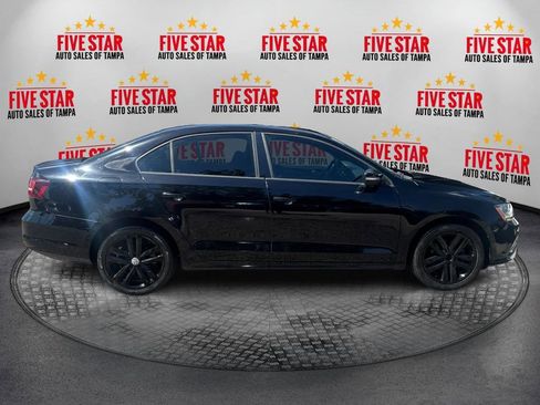 Used 2018 Volkswagen Jetta Sport FWD image 8