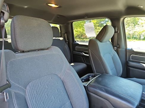 Used 2019 RAM 1500 Big Horn AWD/4WD image 13