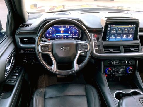 Used 2022 Chevrolet Tahoe LT w/ Luxury Package image 5