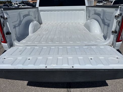 Used 2022 RAM 1500 Big Horn AWD/4WD image 10