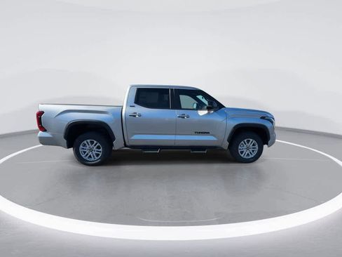 New 2026 Toyota Tundra SR5 image 9