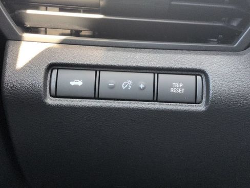 Used 2025 Nissan Altima 2.5 S FWD image 22