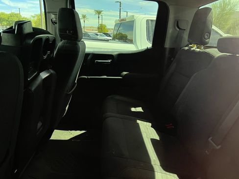 Used 2023 Chevrolet Silverado 1500 Custom AWD/4WD image 10