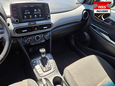 Used 2018 Hyundai Kona SEL FWD image 18