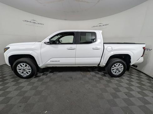 Used 2024 Toyota Tacoma SR5 image 2