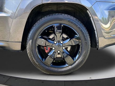 Certified 2016 Jeep Grand Cherokee High Altitude image 36