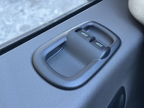 New 2025 Ford Transit 350 XL image 38