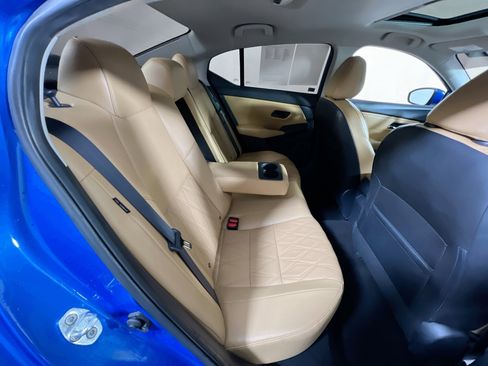 Used 2024 Nissan Sentra SV w/ SV Premium Package image 27