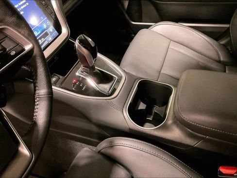 Used 2025 Subaru Outback Limited image 17