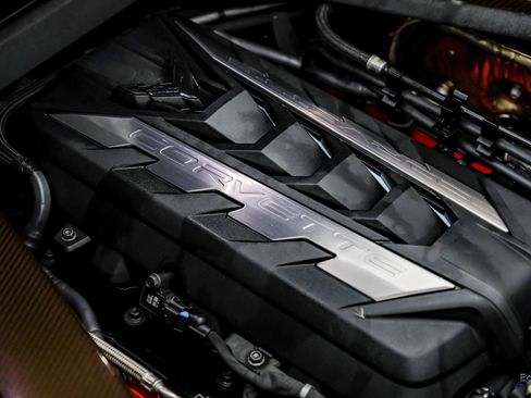 Used 2021 Chevrolet Corvette Stingray Premium Cpe w/ Z51 Performance Package RWD image 97