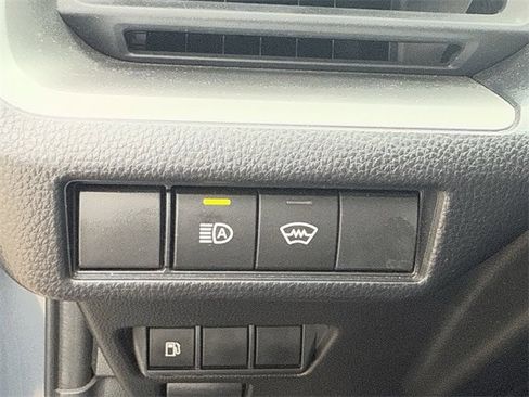 Used 2024 Toyota Prius Limited image 23