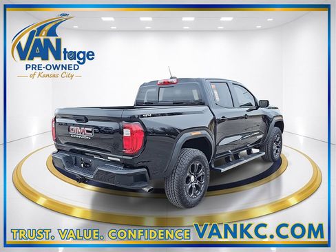 Certified 2024 GMC Canyon Elevation w/ Elevation Premium Package image 6