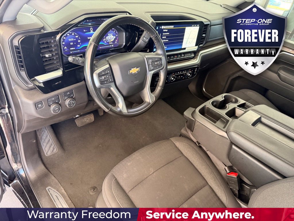Used 2025 Chevrolet Silverado 2500 LT w/ Convenience Package AWD/4WD image 12