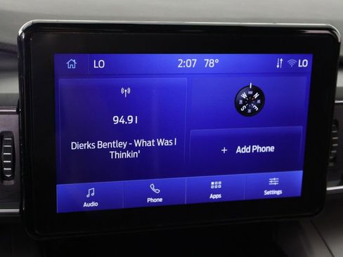 Used 2023 Ford Explorer XLT w/ Equipment Group 202A AWD/4WD image 45