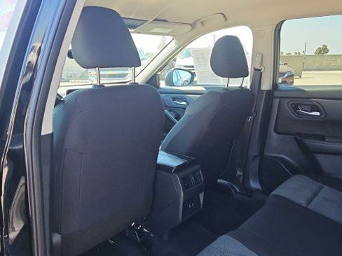 Used 2026 Nissan Rogue SV FWD image 20