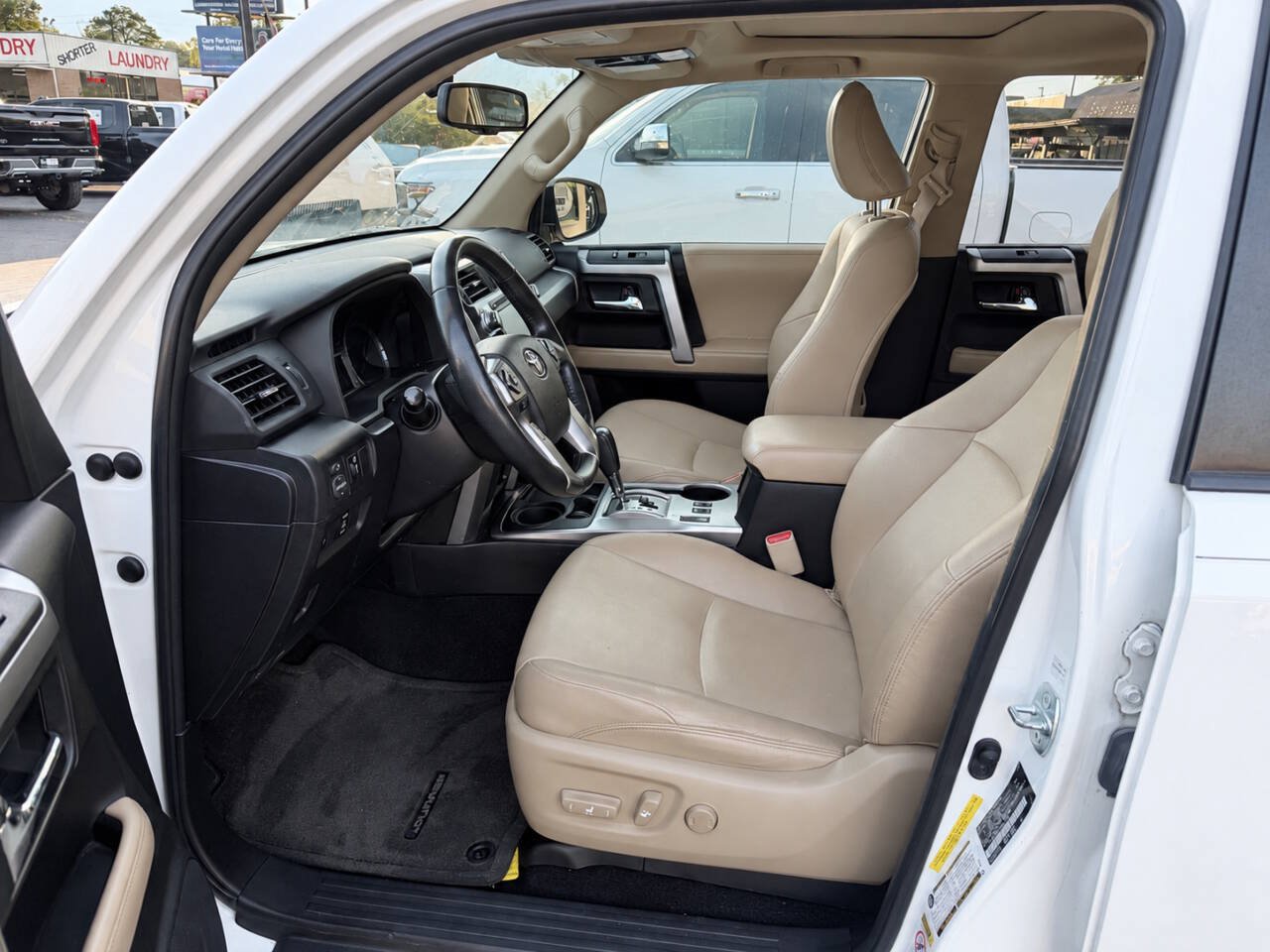 Used 2016 Toyota 4Runner SR5 Premium RWD image 8