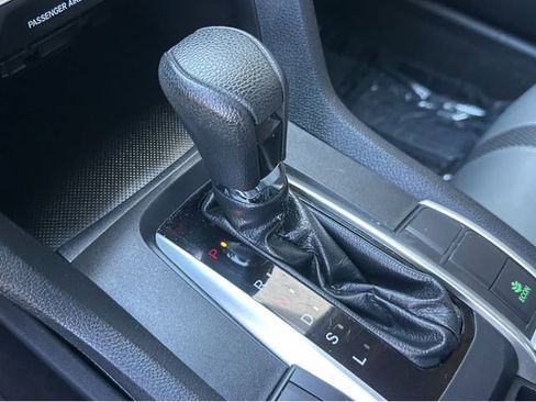 Used 2020 Honda Civic LX image 26