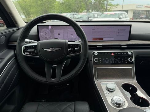 Used 2025 Genesis GV80 3.5T Prestige AWD/4WD image 15