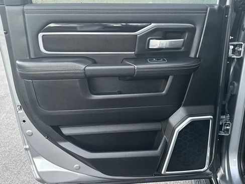 Used 2020 RAM 3500 Laramie w/ Night Edition image 23