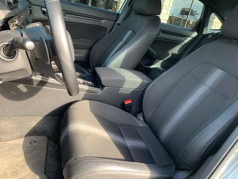 Used 2025 Honda Civic Sport image 22