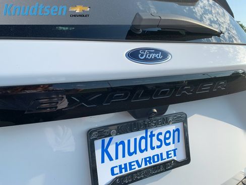 Used 2021 Ford Explorer ST w/ Equipment Group 401A AWD/4WD image 10