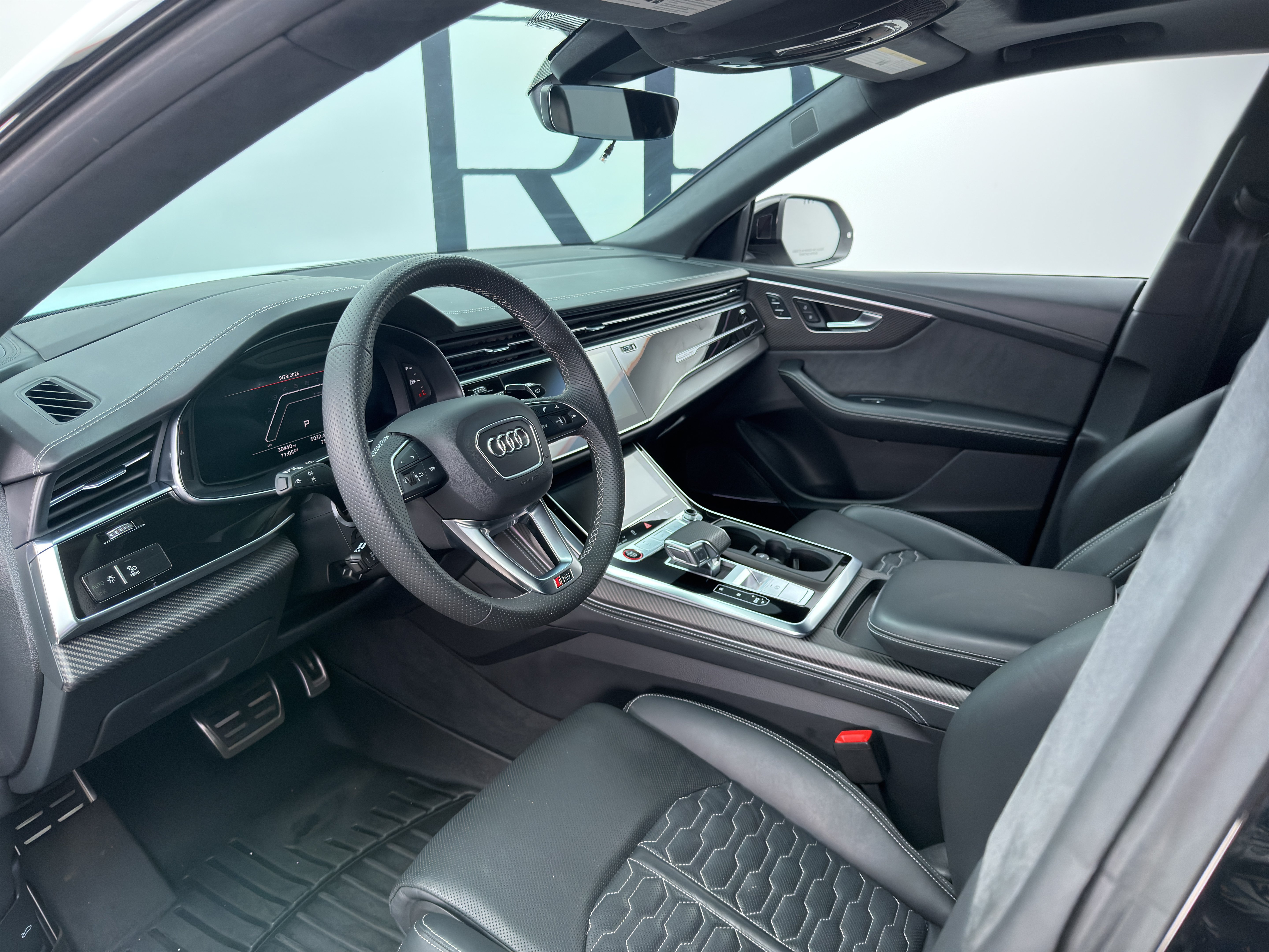 Used 2024 Audi RS Q8 AWD/4WD image 16