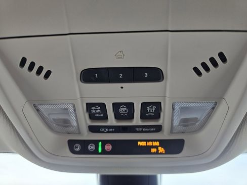 Used 2023 Buick Enclave Essence w/ Experience Buick Package image 24