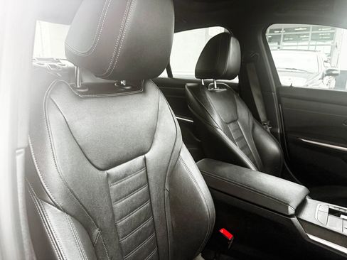 Used 2022 BMW M340i w/ Premium Package image 31