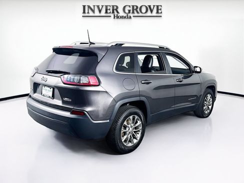 Used 2019 Jeep Cherokee Latitude Plus w/ Cold Weather Group AWD/4WD image 5