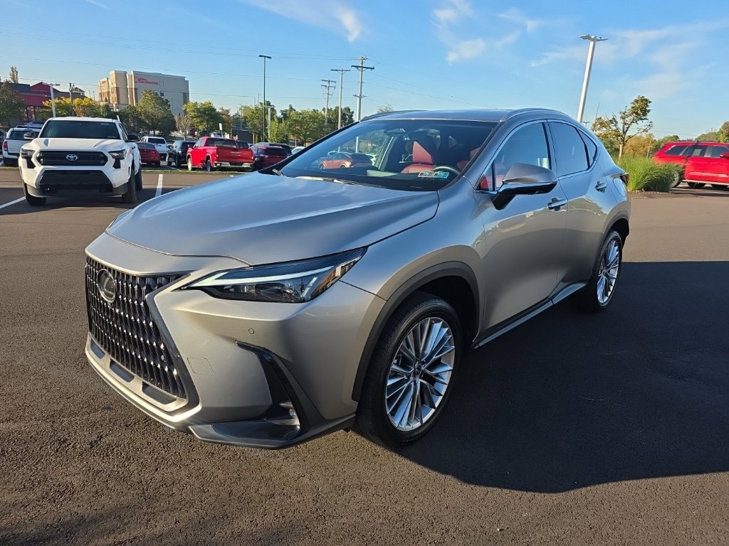 Used 2025 Lexus NX 350 AWD w/ Accessory Package (2T) image 3