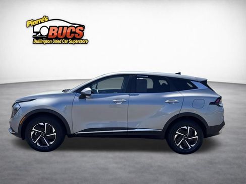 Used 2023 Kia Sportage LX AWD/4WD image 2