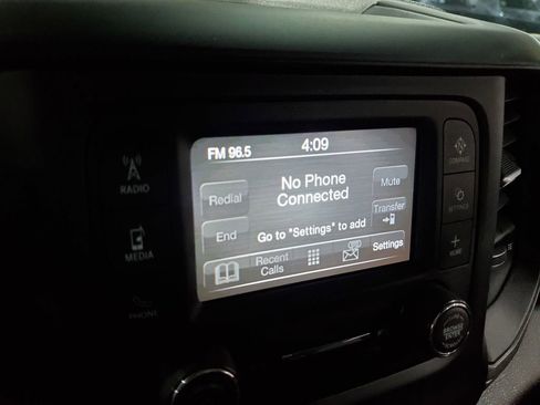 Used 2024 RAM 2500 Tradesman w/ Chrome Appearance Group image 31