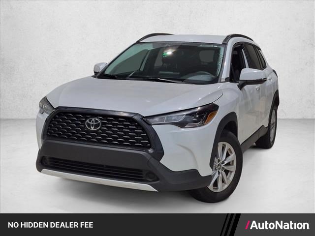 Certified 2022 Toyota Corolla Cross LE FWD image 1