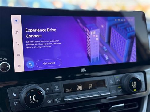 Used 2024 Toyota Grand Highlander Limited image 13