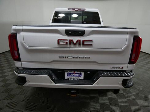 Used 2021 GMC Sierra 3500 AT4 w/ AT4 Premium Plus Package image 4