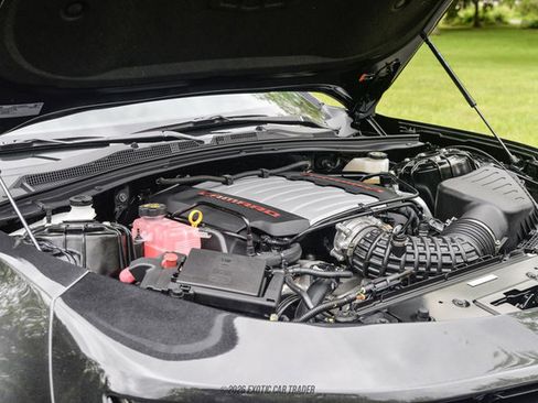 Used 2024 Chevrolet Camaro SS RWD image 15