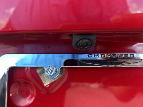 Used 2021 Toyota Corolla LE image 19