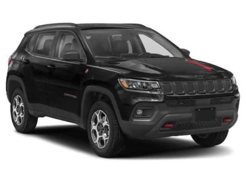 Used 2022 Jeep Compass Trailhawk w/ Trailhawk Convenience Group AWD/4WD image 6