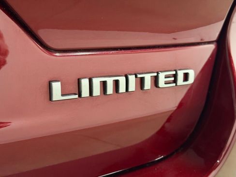Used 2023 Jeep Grand Cherokee Limited AWD/4WD image 12