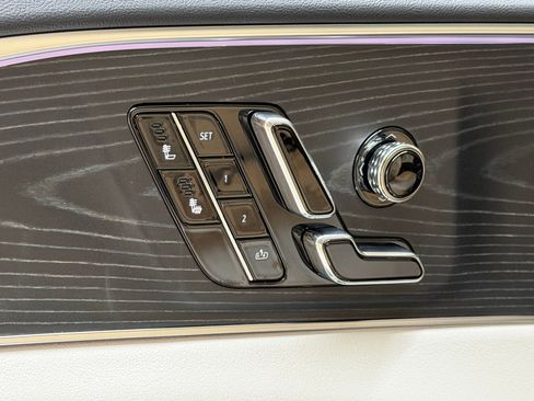 New 2026 Cadillac Lyriq Sport AWD/4WD image 19
