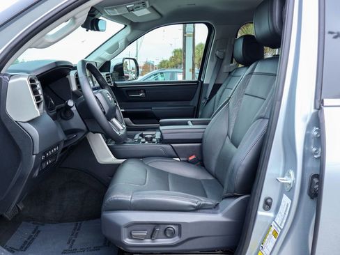 Used 2023 Toyota Tundra Limited image 7