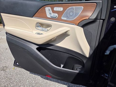 Used 2022 Mercedes-Benz GLE 350 4MATIC image 24