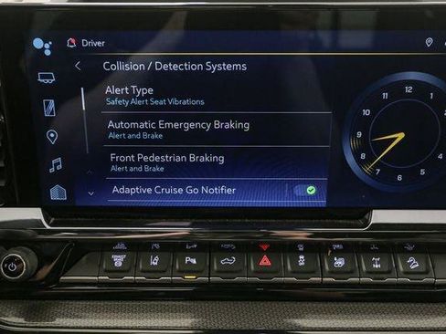 Used 2024 Chevrolet Silverado 2500 ZR2 w/ Technology Package image 33