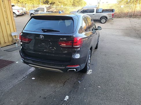 Used 2018 BMW X5 xDrive35i w/ Driving Assistance Package image 4
