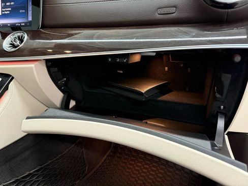 Used 2018 Mercedes-Benz E 400 Coupe image 36