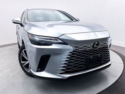 Used 2023 Lexus RX 350 Premium image 3